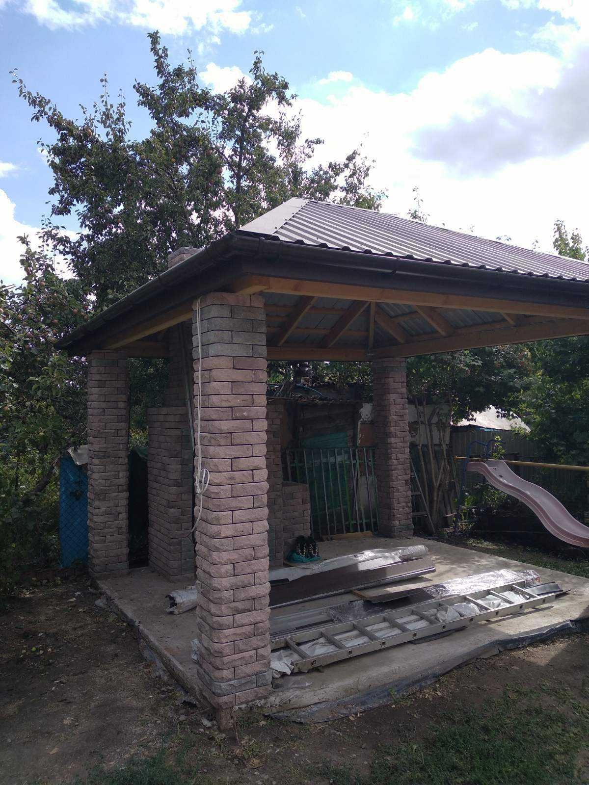 Камін, барбекю, піч, тандир, беседка.