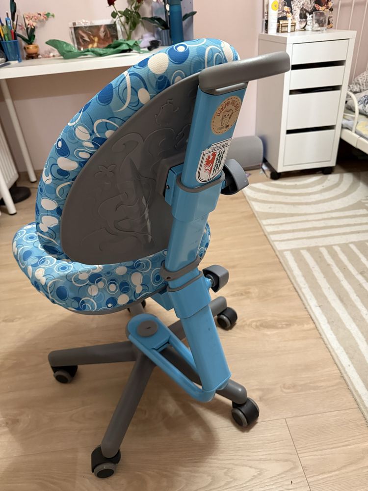Ergonomiczne krzesło dziecięce TCT Nanotec Ergo-BABO
