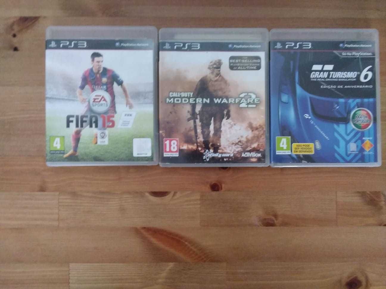 PS3 superslim c/ Gran Turismo 6, Mw2 e Fifa 15