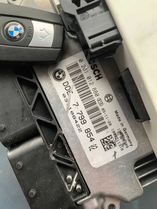 Bmw 1 e87 118d 2.0 m47n2 122ps komputer 7.799.854 cas kluczyk komplet