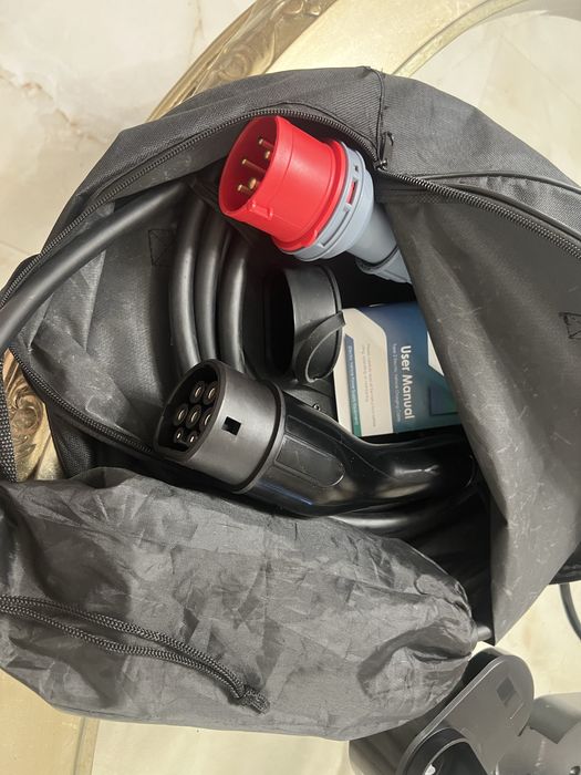 Зарядка для автомобіля