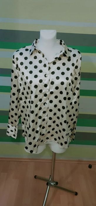 Szampańskim koszula w czarne kropki 4XL