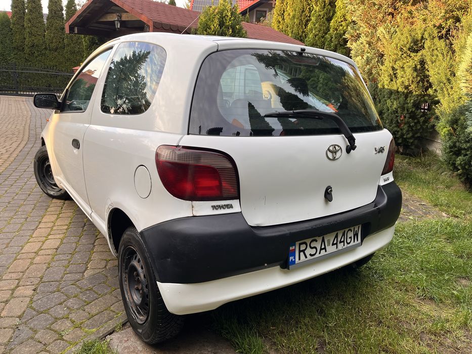 Toyota Yaris 1.0