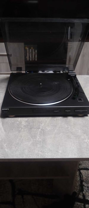 Gramofon Sony LX63