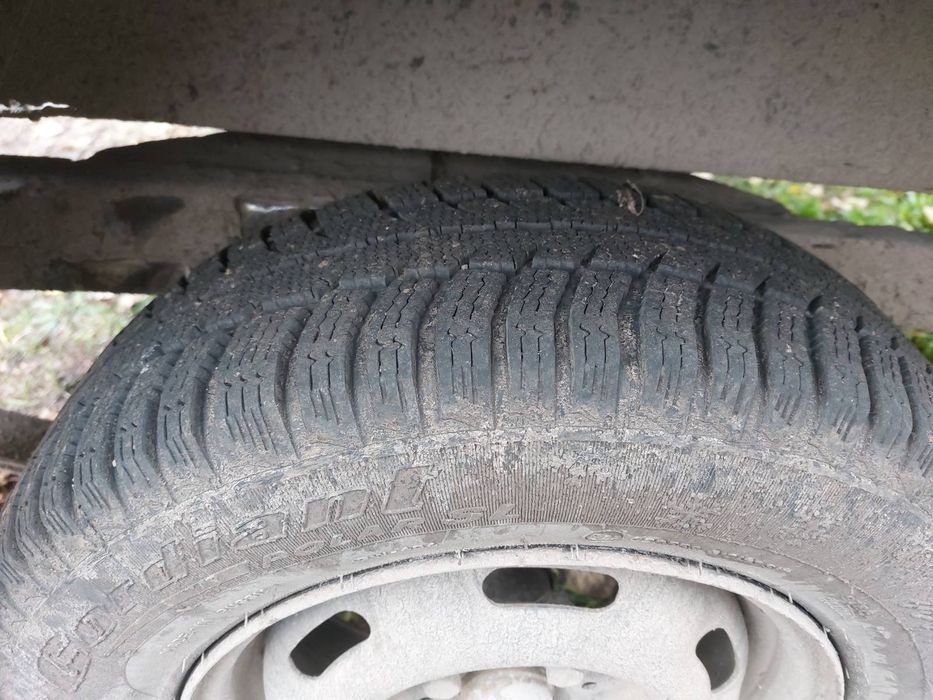 Прицеп автомобільний