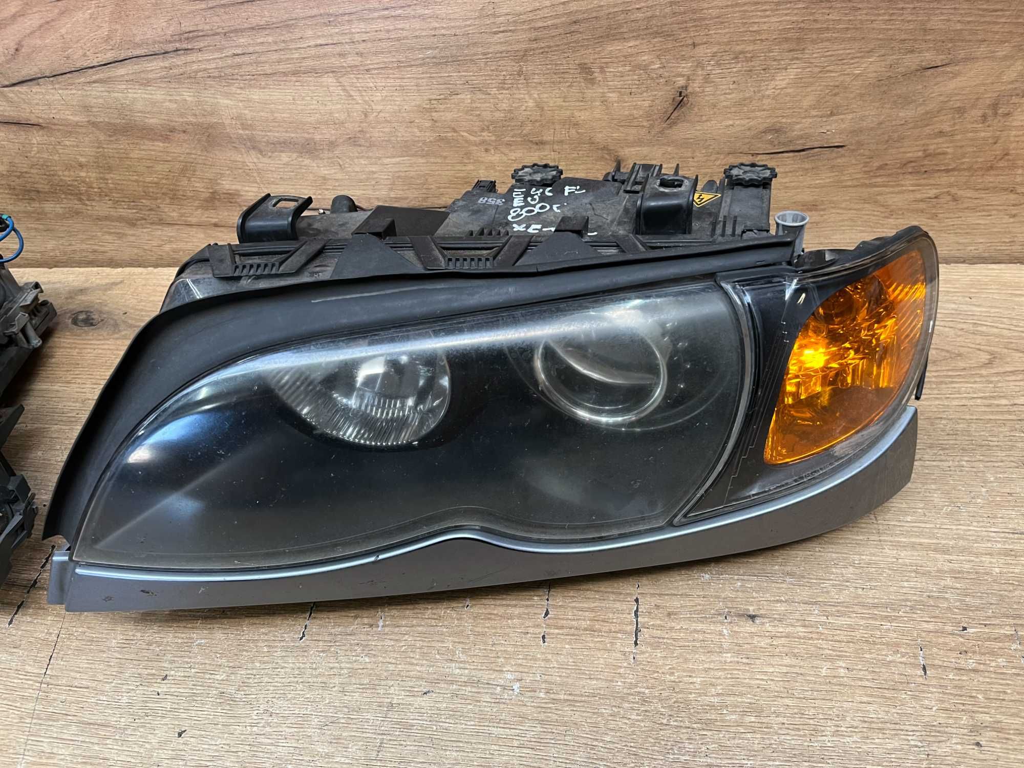 Lampa/reflektor przedni lewy prawy Bmw E46 lift Xenon