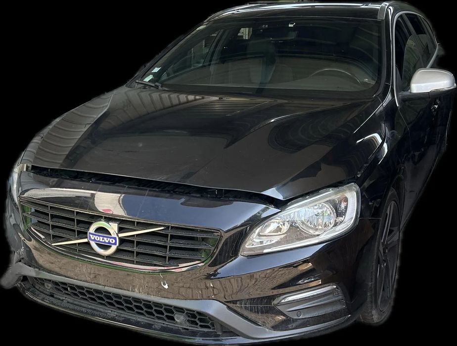 Volvo V60 I R-Design (2016) - Lote de Peças