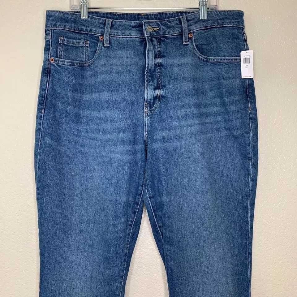 Old Navy стрейчеві прямі джинси з високою талією для жінок plus size