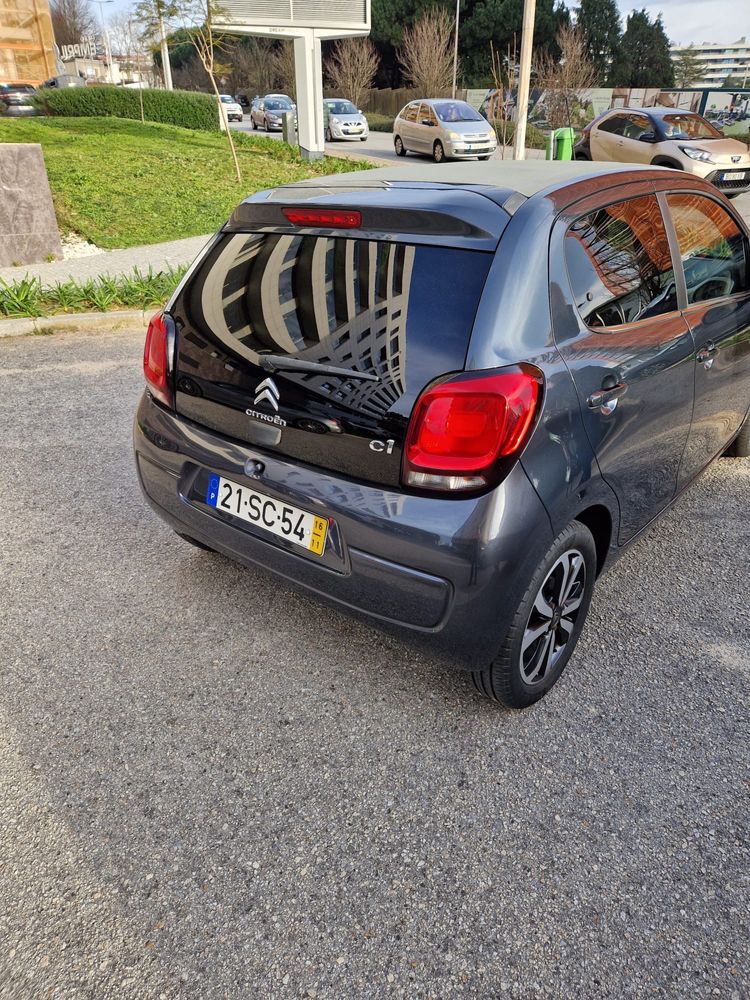 CITROEN C1 1.0 VTI AIRSCAPE Shine- Cx Automática - 20.800 KMS COMO NOV