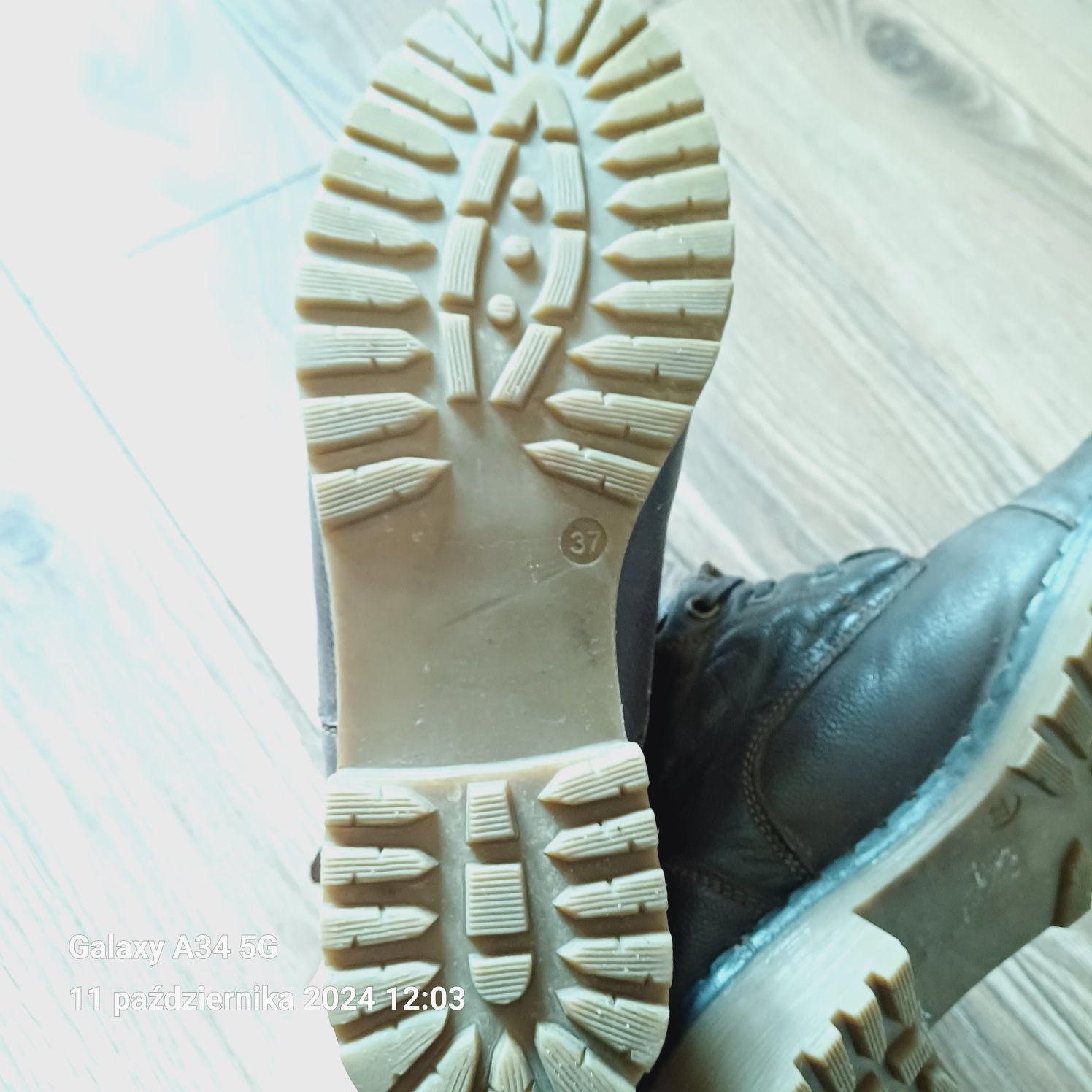 Buty jesienno-zimowe damskie rozm. 37
