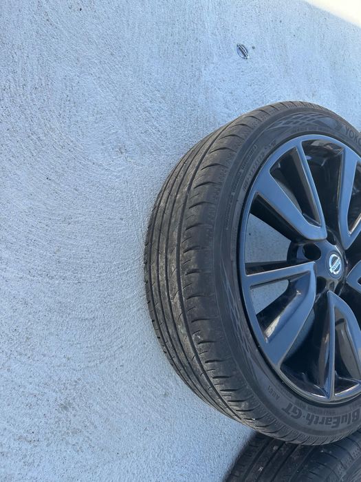 Jantes 18 nissan juke quase novas e pneus