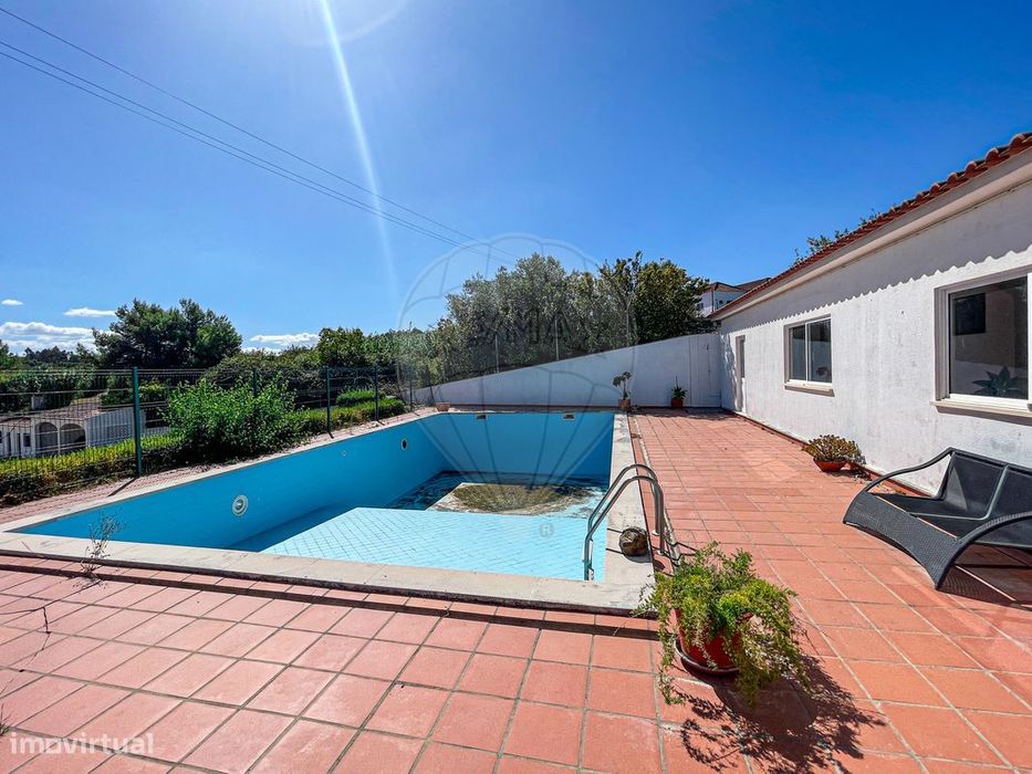 Moradia T7 para venda