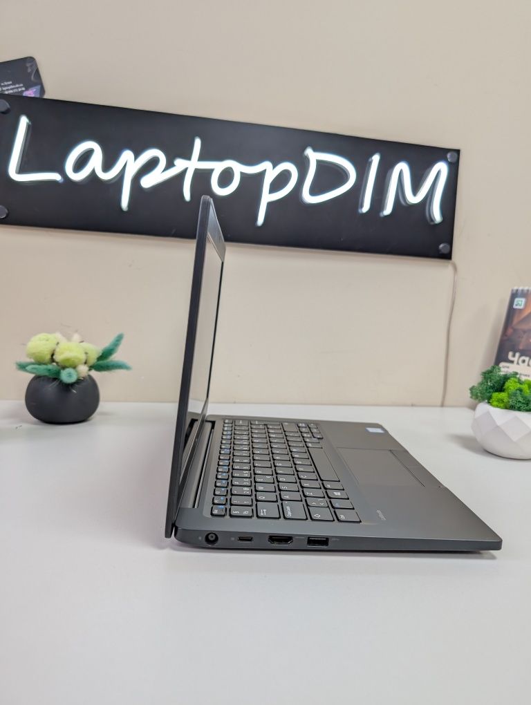 Ноутбук Dell Latitude 7280/i5-6300U/8/256/12.5"/HD/бюджетний.