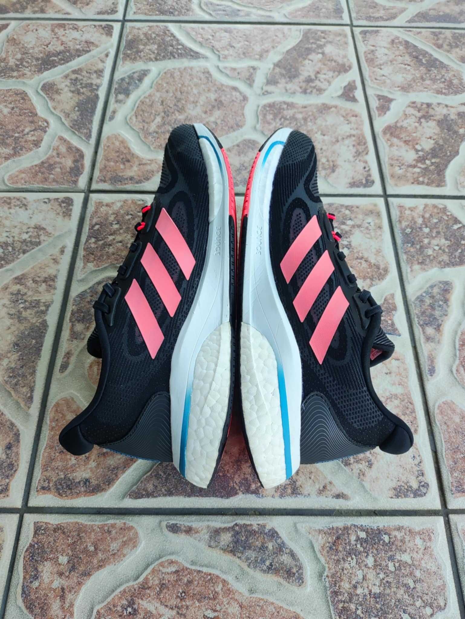 Adidas Supernova + Boost ™ Кросівки 25 см.