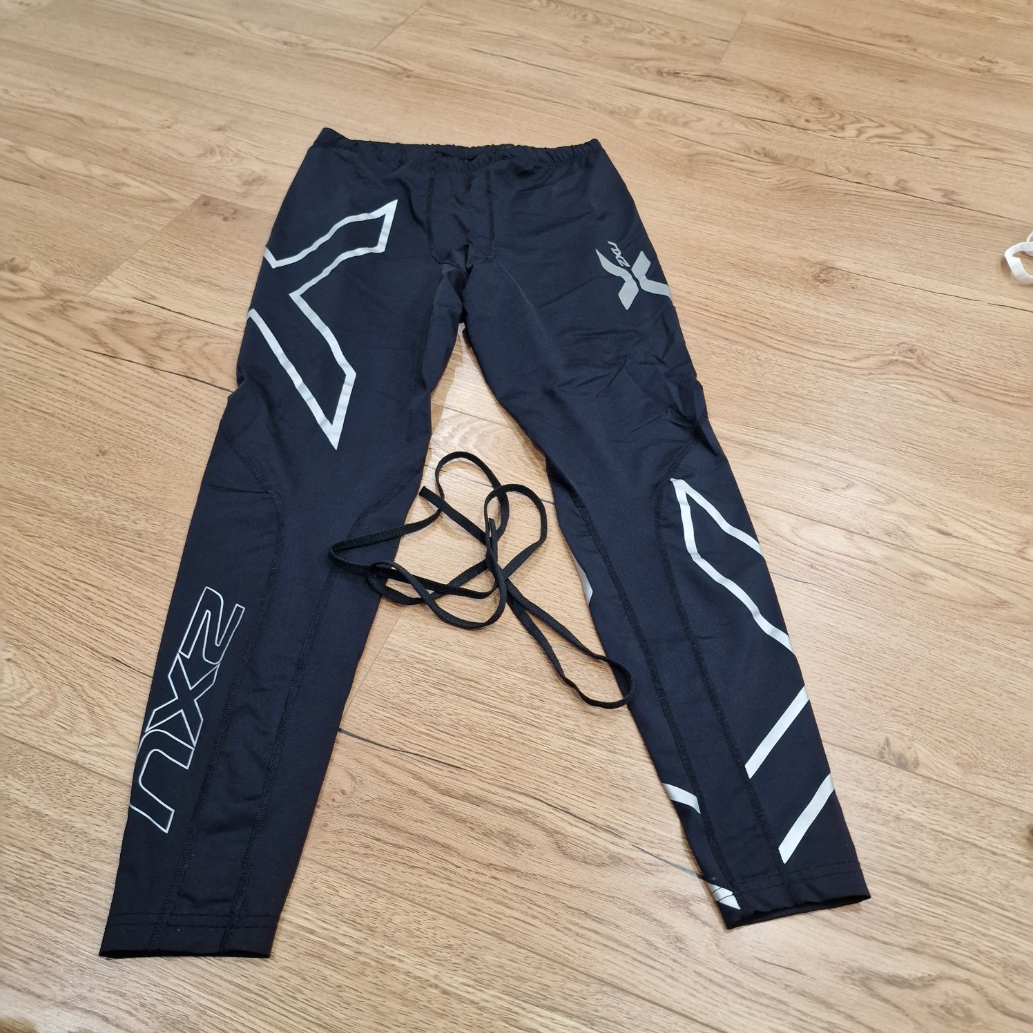 Spodnie legginsy dresy 2xu xl run gym compression nike uniqlo reebok a