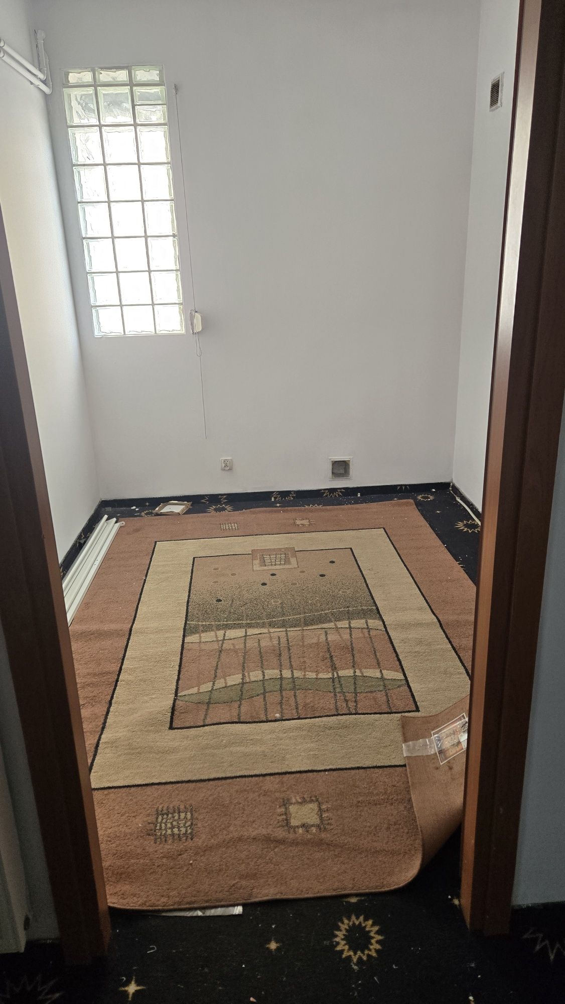 Lokal usługowy do wynajęcia 240m2 w rynku