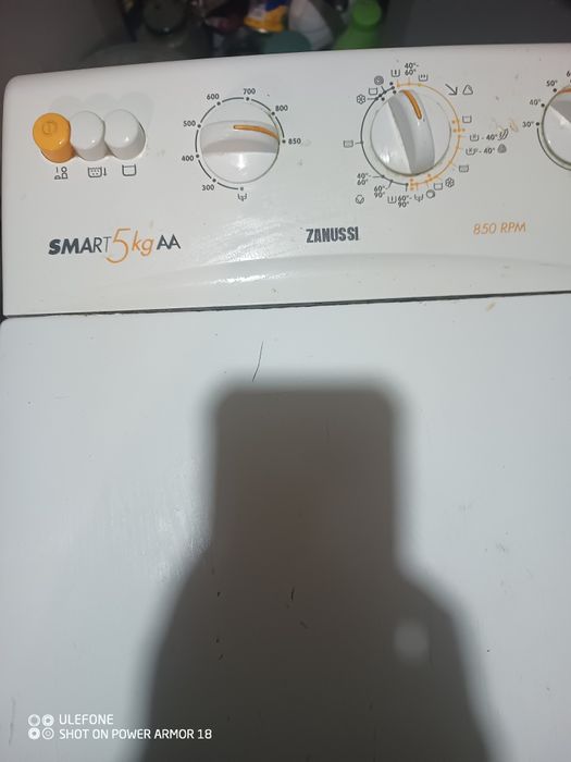 Стиральная машинка zanussi