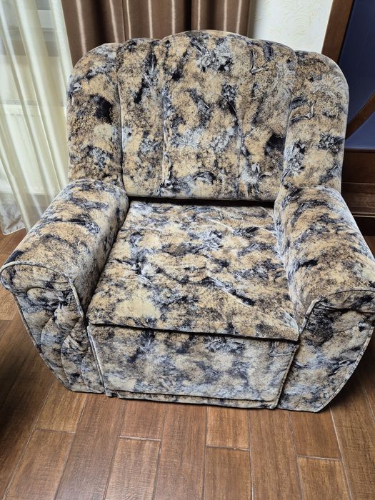 Розкладне крісло