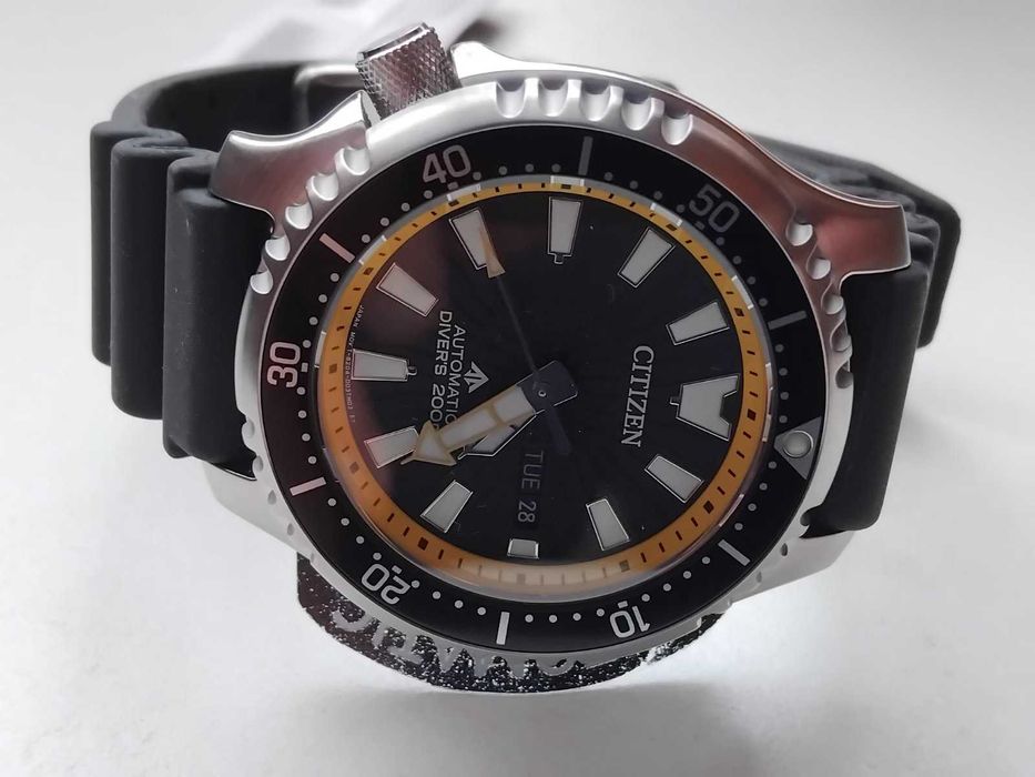 Акція! Новий  Citizen 
Promaster Автоматичний механізм