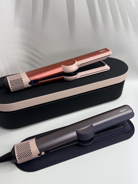 Dyson Airstrait straightener Jasper plum