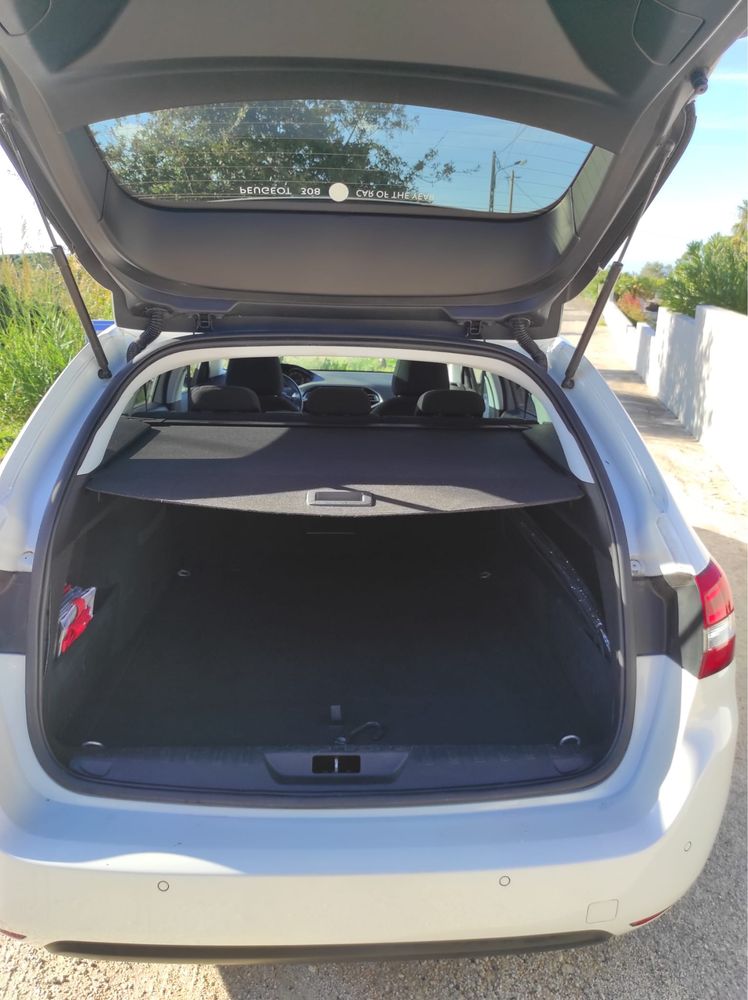 Peugeot 308 SW Branco Pétrola