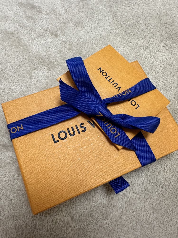 Каблучка Louis Vuitton оригінал