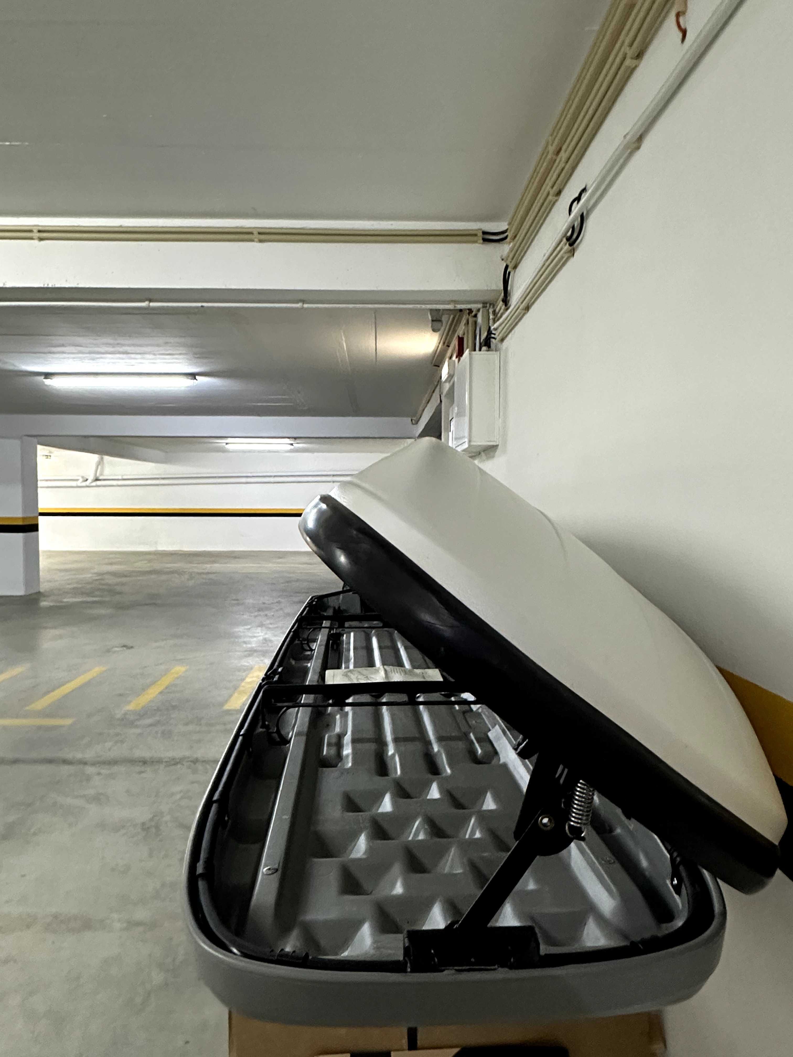 Caixa + barras de tejadilho de grande dimensão MERCEDES BENZ
