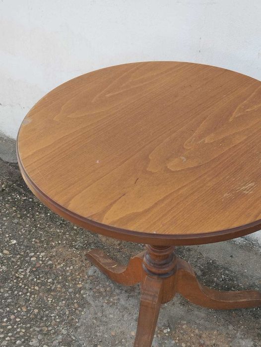 Mesa Pequena Redonda