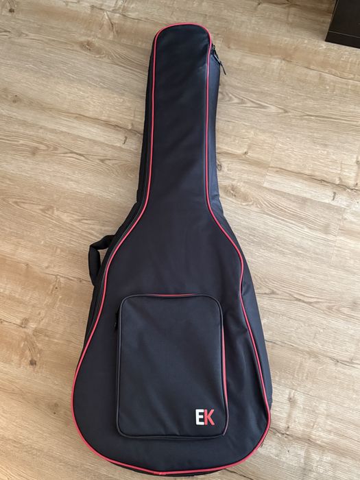 baixo semi acustico fender