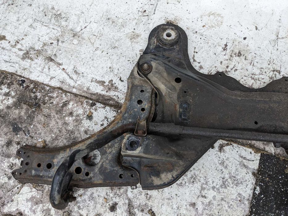 Volkswagen VW Golf IV Sanki Wózek Belka Przód