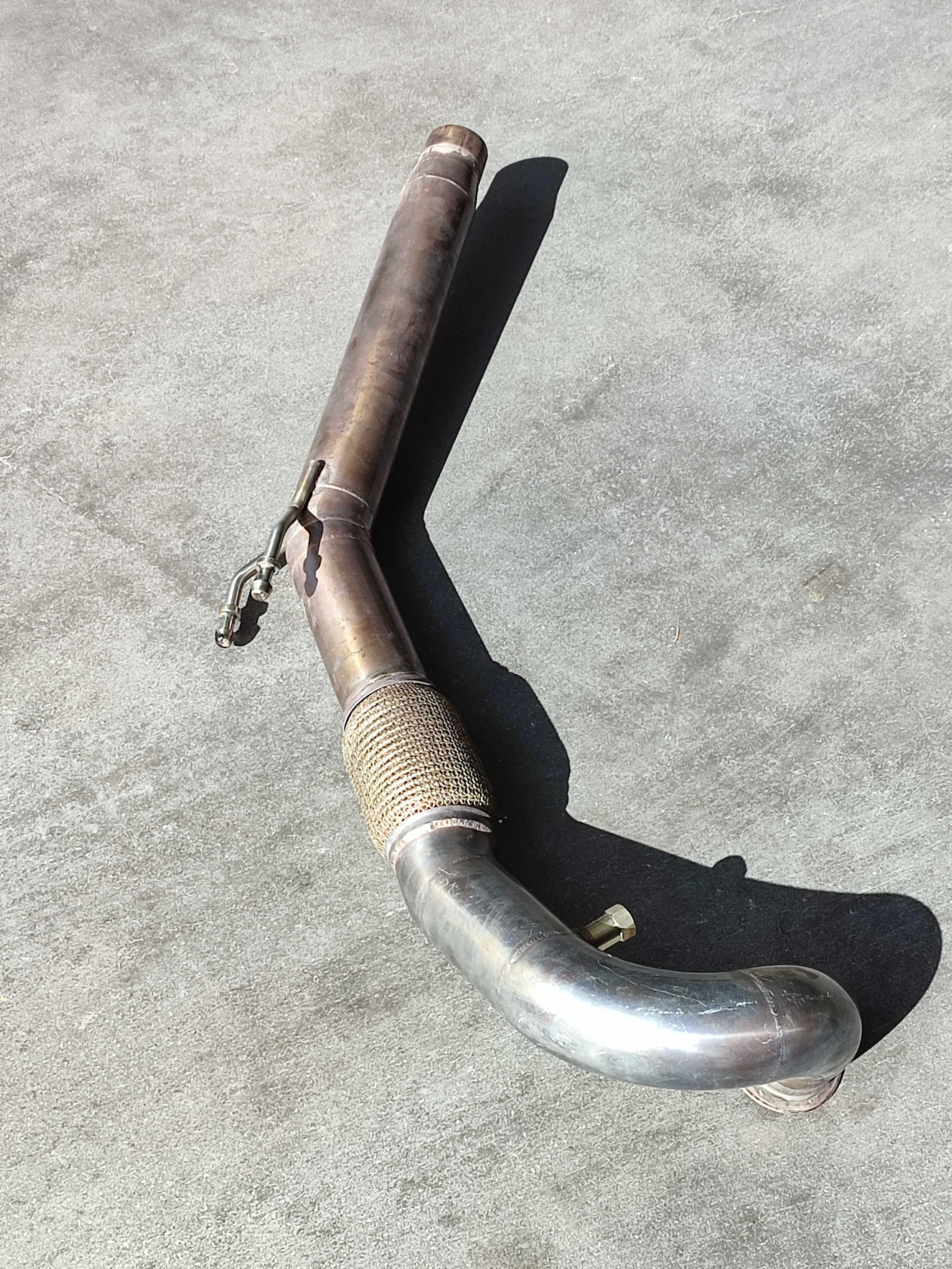 Downpipe 2.0 TSI EA888 MQB com anulador de erro de sonda lambda