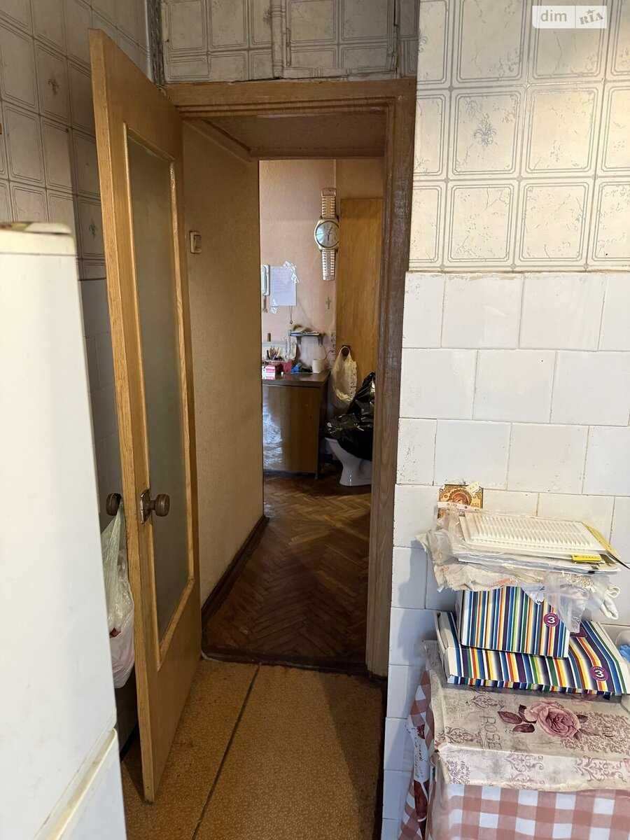 ПРОДАМ 2-х кім квартиру вул. Березняківська, 38