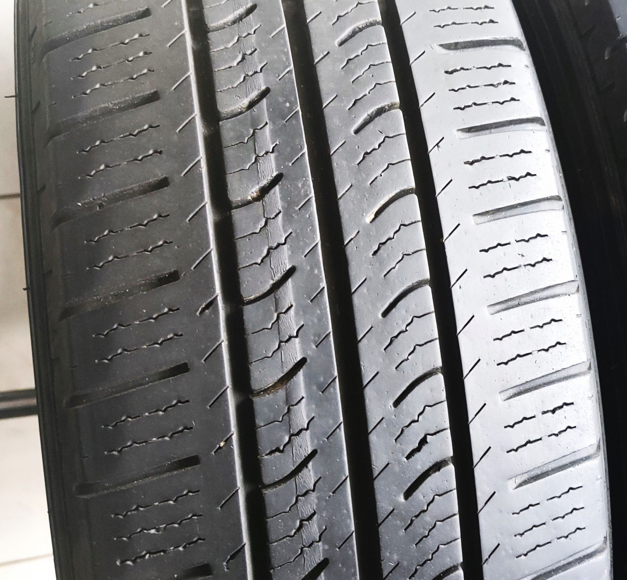 Opona 205/65/16c Pirelli 6,52mm 2szt.=350zł C