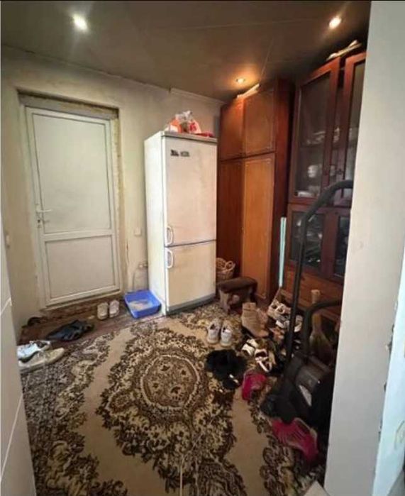 Продається двоповерховий будинок