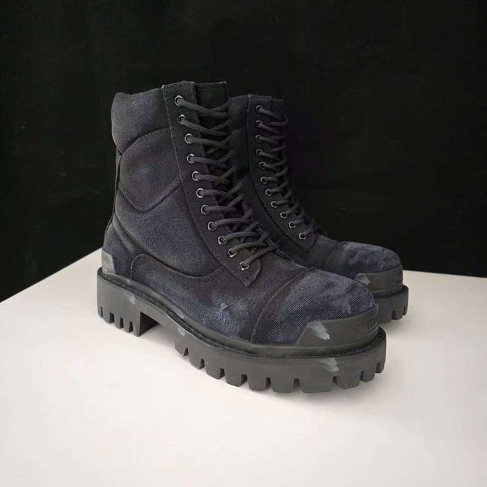 Ботинки Balenciaga Strike Boots страйки баленсиага стомпер