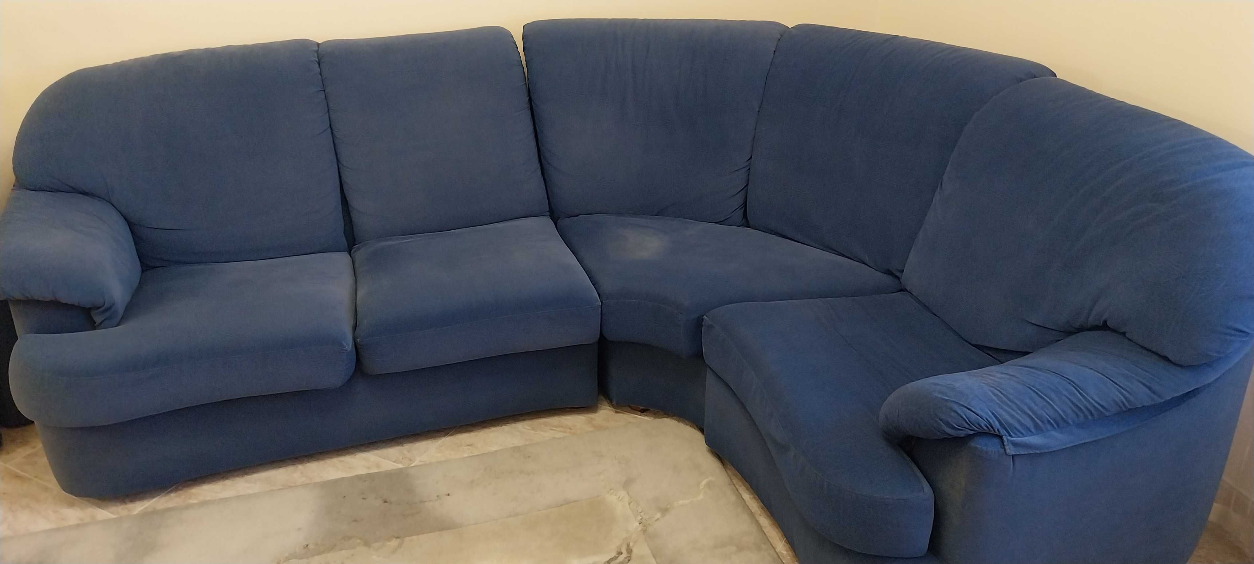 Sofá de canto com cama de solteiro