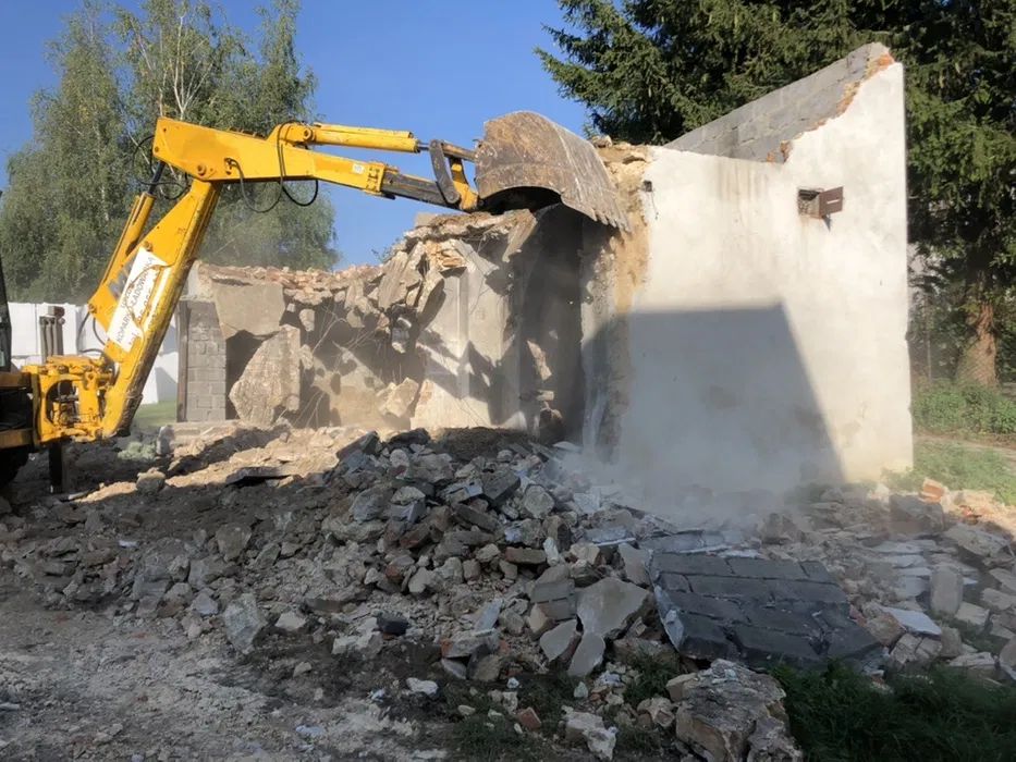 Wyburzenia, kłucie młotem do betonu, rozbiórka, wywózka!