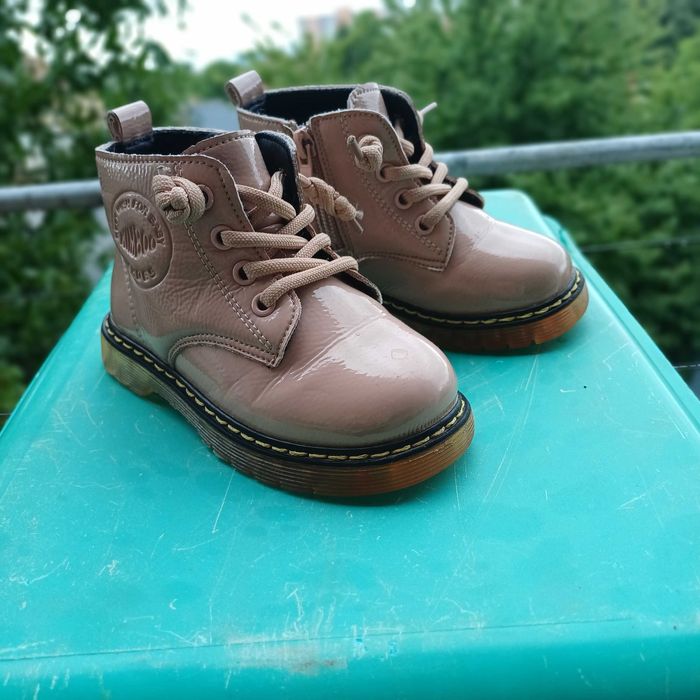 Демсезонні черевики для дівчинки