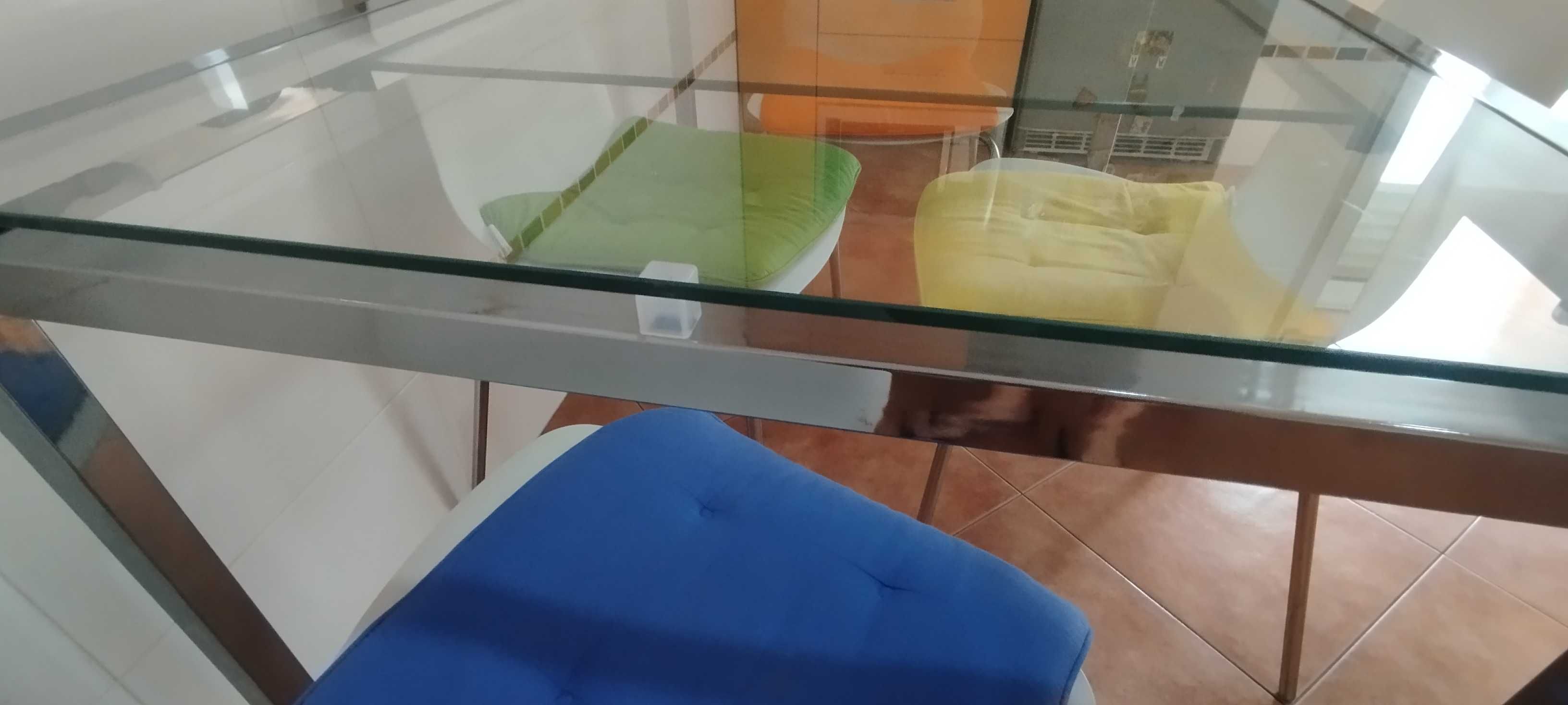 Mesa de vidro extensível IKEA