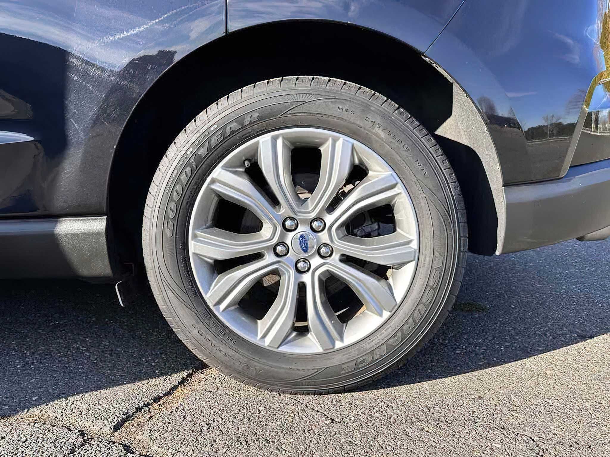 Ford  Edge Titanium 2019