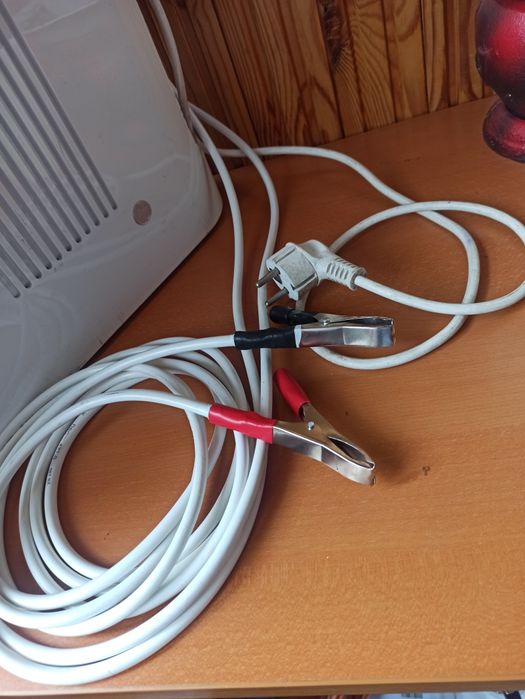 Трансформаторное ЗУ для автомобильного аккумулятора плюс прибор в  под