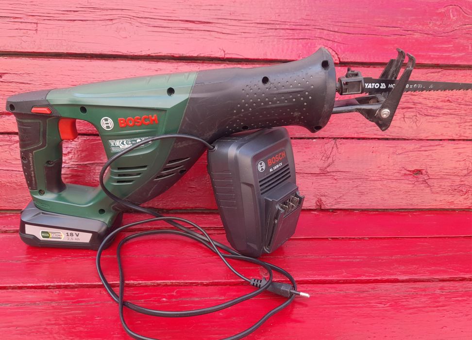 Сабельная аккумуляторная пила Bosch PSA 18li