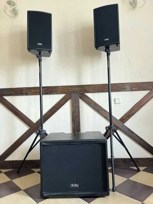 Проф. акустіка SoundKing S 115 SA. 700 Вт. колонки-саб-мікрофон  Б/у.
