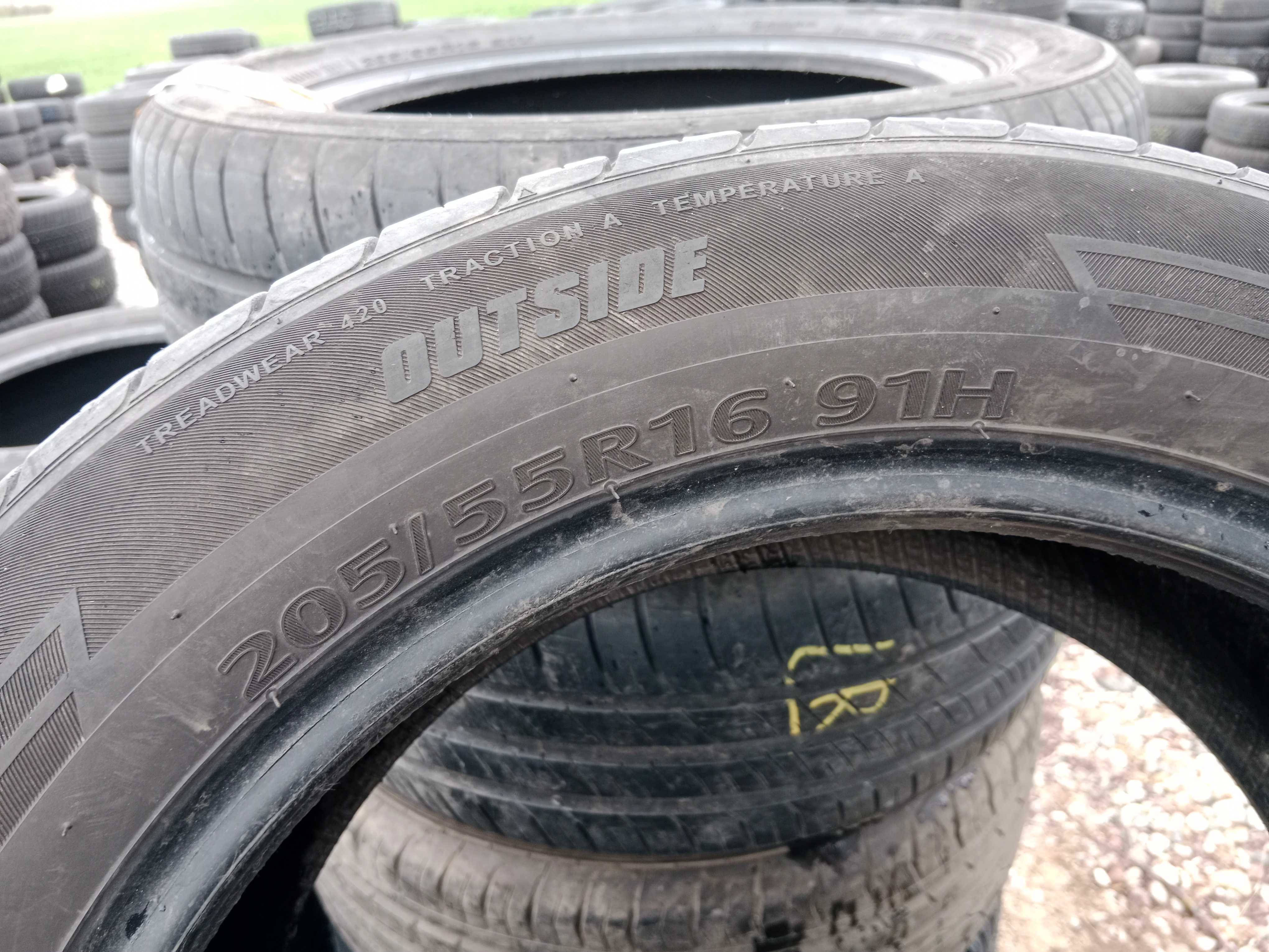 Opona używana 205/55R16 Kumho EcoWing ES01 1szt.