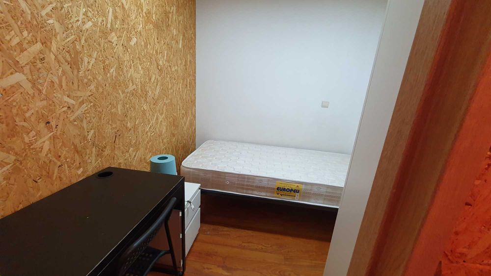 Quarto não fumadores com tudo incluído a 10 minutos de Lisboa