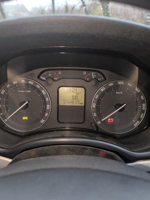 Продам надійний автомобіль 2006року