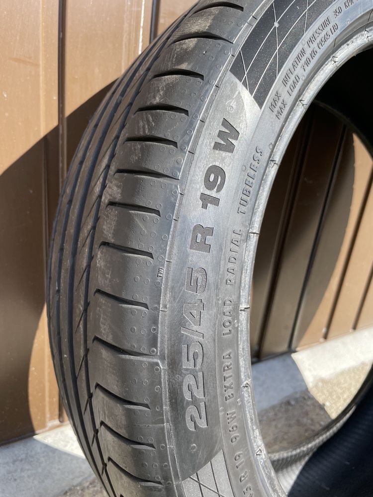 Opona ContinentalContiSportContact5 225/45/R 19W