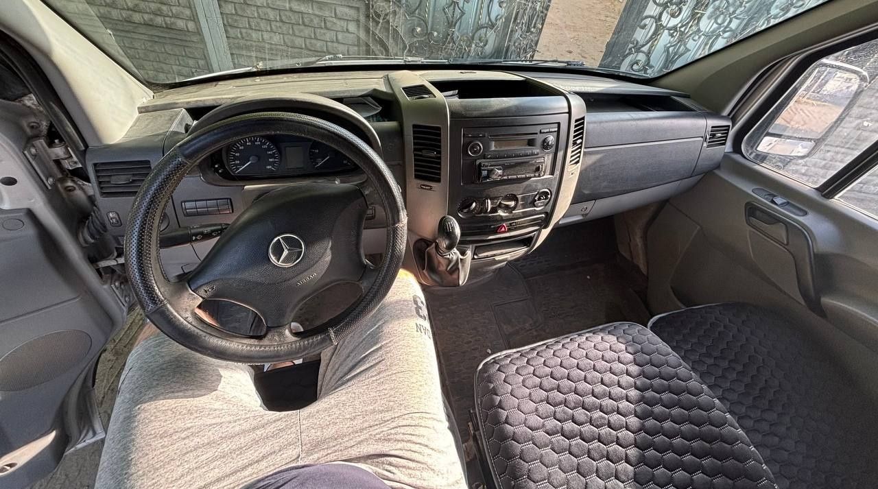 Mercedes sprinter