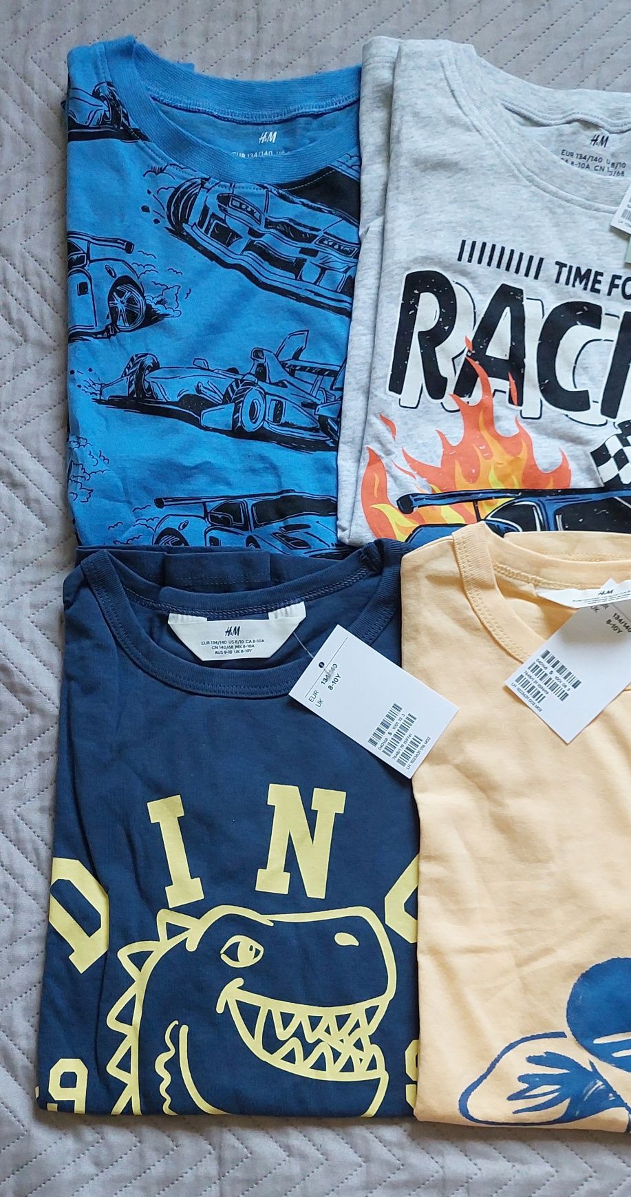 NOWE koszulki H&M 5 sztuk tshirt 134 140 auto pojazd wyścigowy dinozau