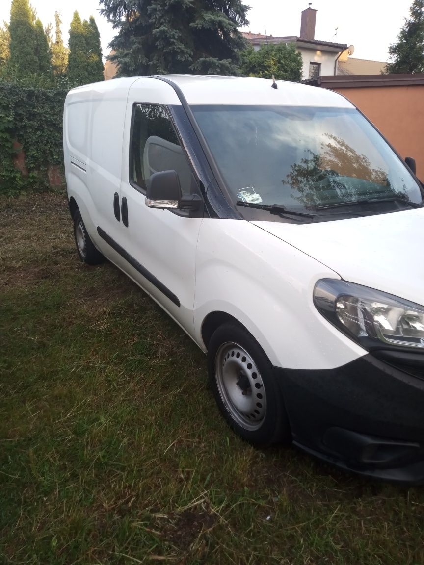 Fiat Doblo Maxi – 2 sztuki – Gotowe do pracy!